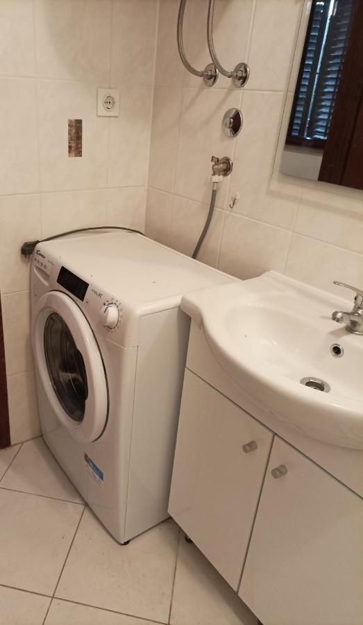 Apartment Kuki Пореч Екстериор снимка